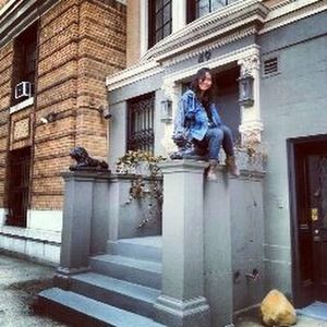 Meet your Posher, Adrian